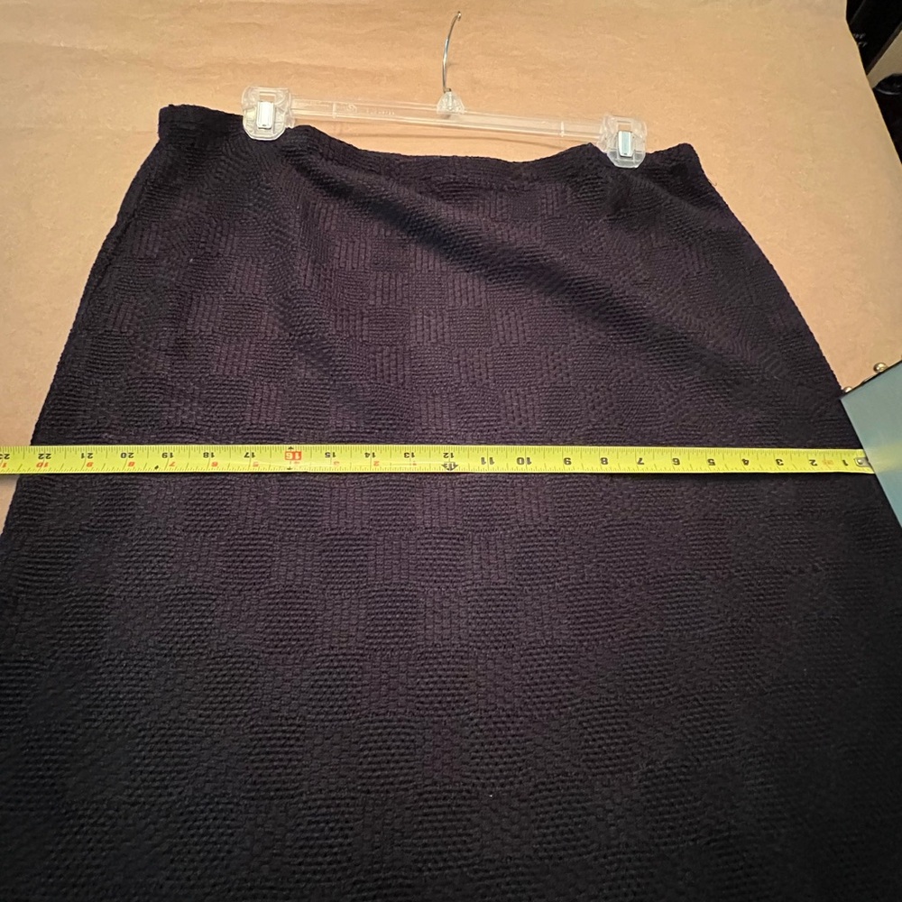 Chic Black Pencil Skirt for Women